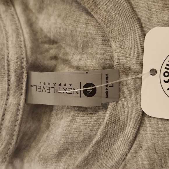 Next Level apparel "coolest dad by par" tee size L, new with tags! - Picture 3 of 8